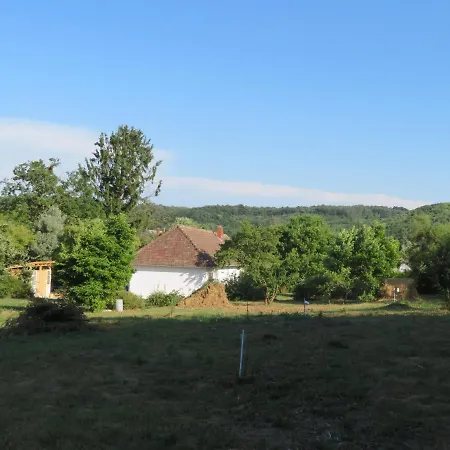 Apartment Aracsa Farm Es Vendeghaz Kis Balaton Es Termal Fuerdok Egeraracsa