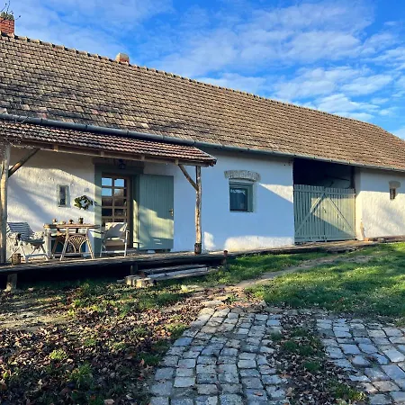 Aracsa Farm Es Vendeghaz Kis Balaton Es Termal Fuerdok Apartmán